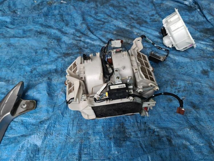 Мотор печки Хонда Легенд в Омске 206136