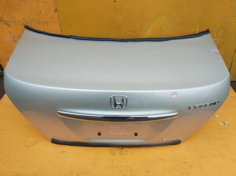 Крышка багажника Хонда Легенд в Омске 555211